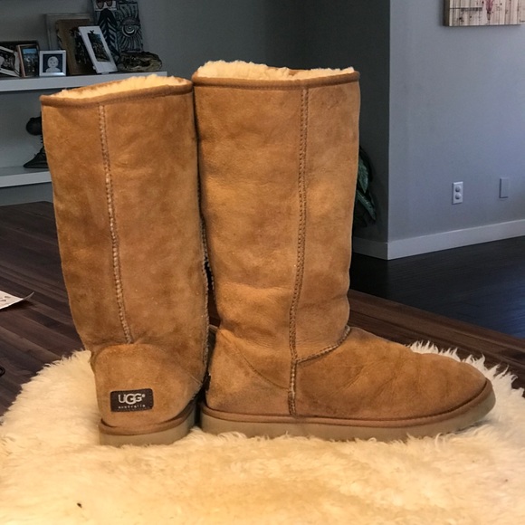 UGG Shoes - Classic style tall Chestnut UGG boots